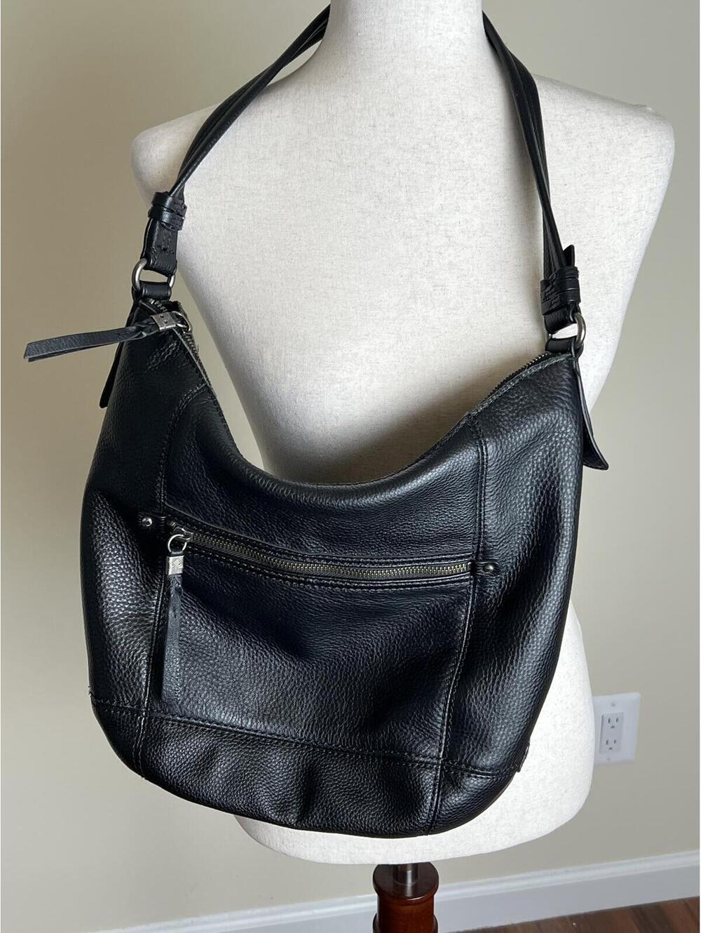 The Sak Black Pebbled Leather Hobo Bag Slouchy Shoulder Purse Classic Everyday
